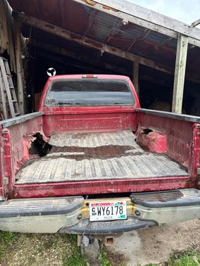 Red 2003 Ford F-250 XLT Crew Cab Super Duty