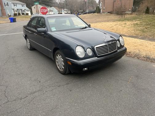 1998 Mercedes-Benz E-Class E320