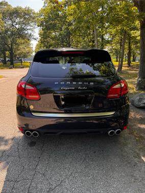 2011 Porsche Cayenne Turbo
