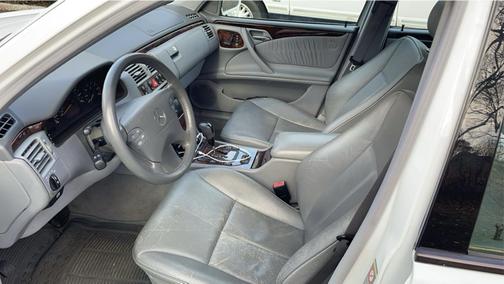 2001 Mercedes-Benz E-Class E320 4MATIC