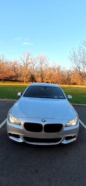 Silver 2011 BMW 550 i xDrive