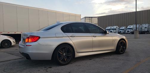 2011 BMW 550 i xDrive