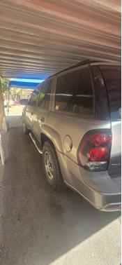 Gray 2005 Chevrolet Trailblazer LS