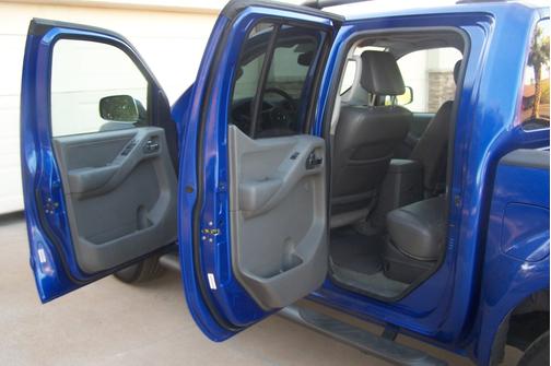 Blue 2012 Nissan Frontier SL