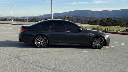 2014 BMW M5 Base