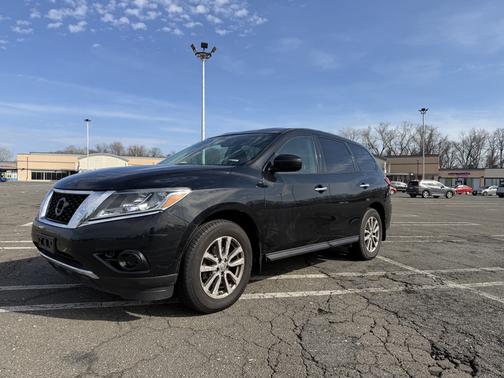 2015 Nissan Pathfinder S