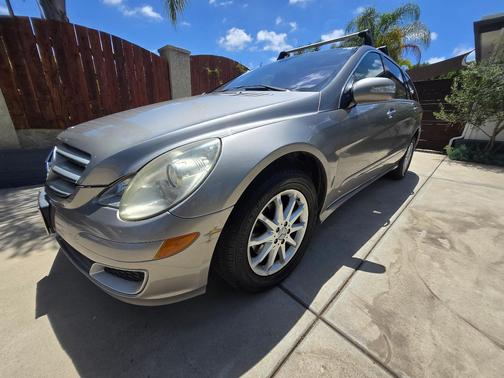 Gold 2007 Mercedes-Benz R-Class R 350 4MATIC