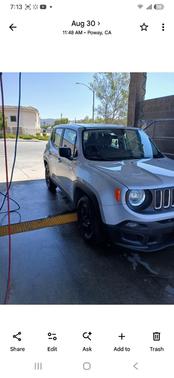 Silver 2017 Jeep Renegade Sport
