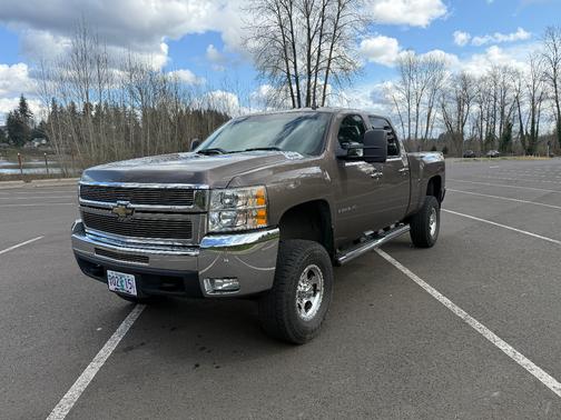 Brown 2008 Chevrolet Silverado 2500 LT1 H/D Crew Cab