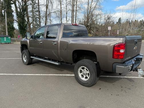 Brown 2008 Chevrolet Silverado 2500 LT1 H/D Crew Cab