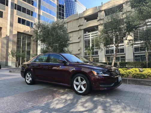 2013 Volkswagen Passat 2.5 SE