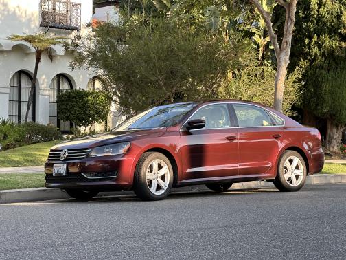 2013 Volkswagen Passat 2.5 SE