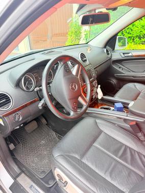 Silver 2011 Mercedes-Benz GL-Class GL 450