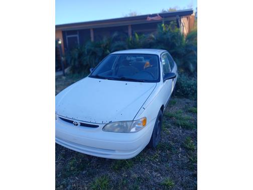 2000 Toyota Corolla CE