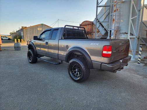 2006 Ford F-150 STX SuperCab
