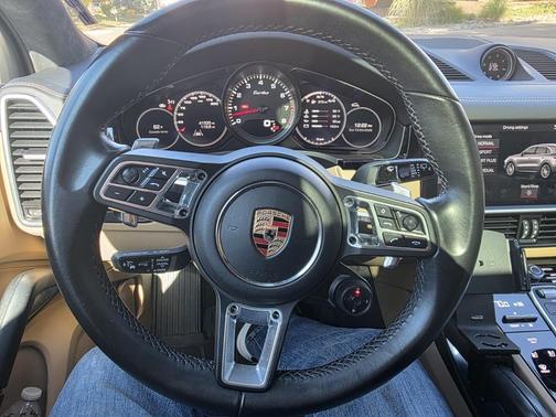 Silver 2020 Porsche Cayenne Cayenne Turbo