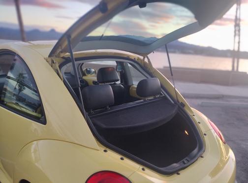 2006 Volkswagen New Beetle 2.5