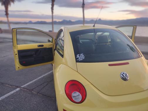 2006 Volkswagen New Beetle 2.5