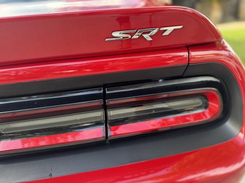 2015 Dodge Challenger SRT 392