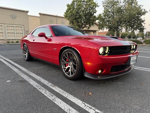 2015 Dodge Challenger SRT 392
