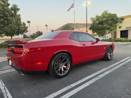 2015 Dodge Challenger SRT 392