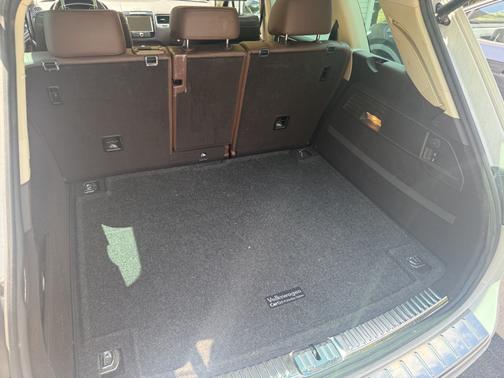 2014 Volkswagen Touareg TDI Lux