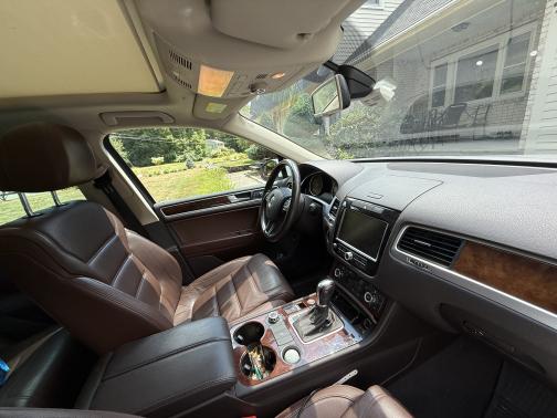 2014 Volkswagen Touareg TDI Lux