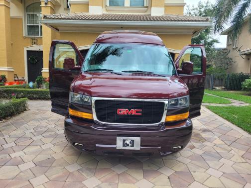 2021 GMC Savana 2500 Work Van
