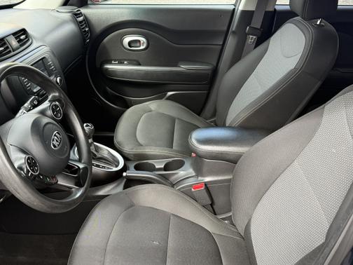 2017 Kia Soul +