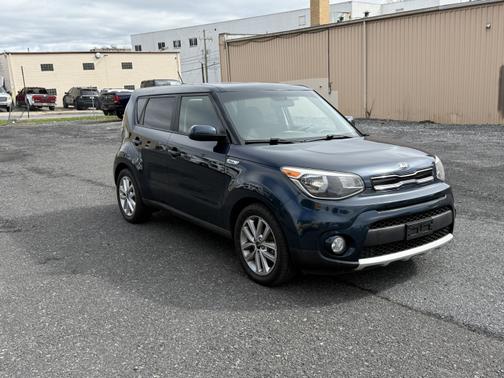 2017 Kia Soul +
