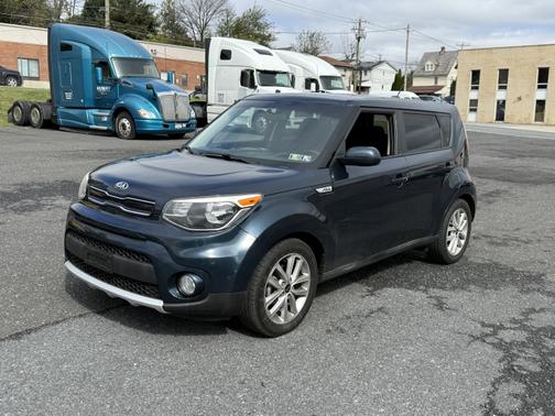 2017 Kia Soul +