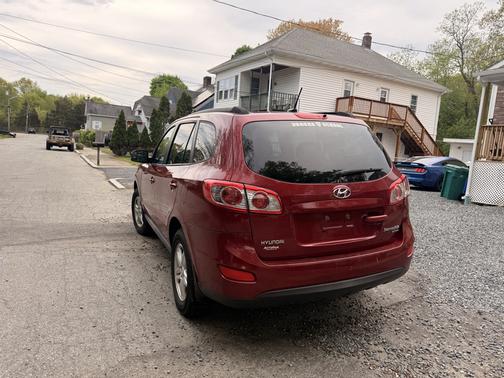 Red 2011 Hyundai SANTA FE GLS