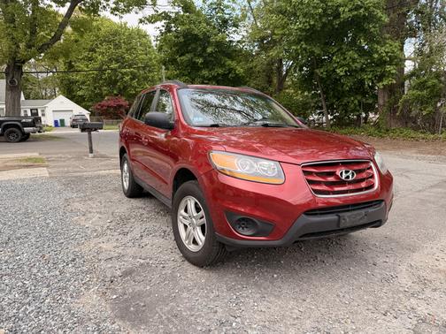 Red 2011 Hyundai SANTA FE GLS