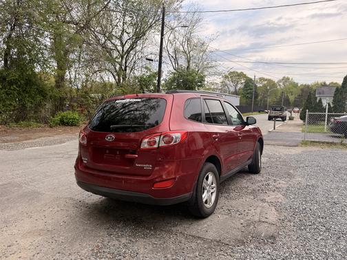 Red 2011 Hyundai SANTA FE GLS