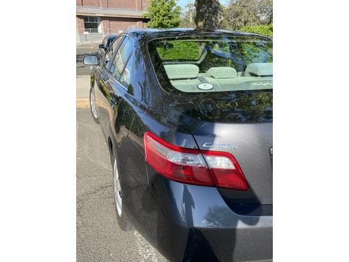 Photo 5 of 8 of 2009 Toyota Camry LE
