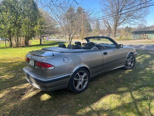 Silver 2003 Saab 9-3 SE