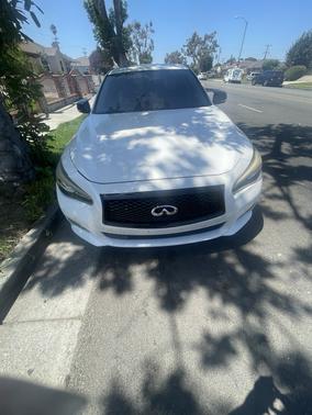 2015 INFINITI Q50 Premium