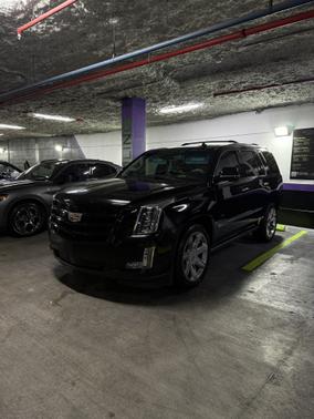 2018 Cadillac Escalade Premium Luxury