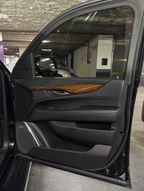2018 Cadillac Escalade Premium Luxury