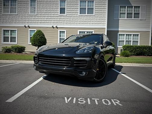 Black 2018 Porsche Cayenne Cayenne S