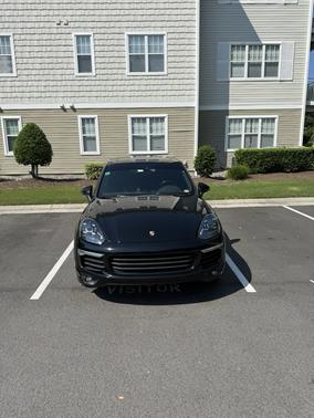 Black 2018 Porsche Cayenne Cayenne S