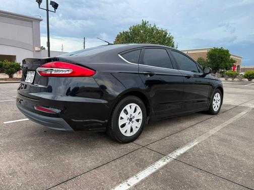 Black 2019 Ford Fusion S