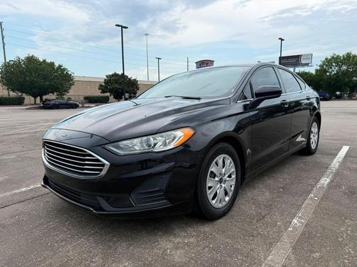 Black 2019 Ford Fusion S