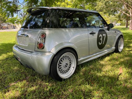 2002 MINI Cooper S Base
