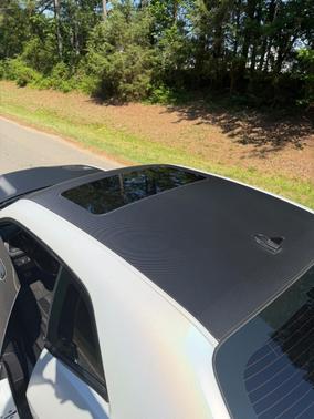 White 2016 Dodge Challenger SRT Hellcat