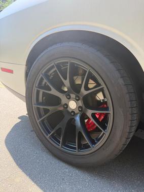 White 2016 Dodge Challenger SRT Hellcat