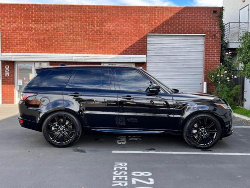 Black 2022 Land Rover Range Rover Sport HSE Silver Edition MHEV