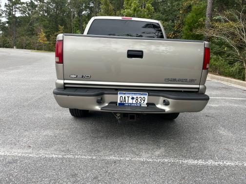 2003 Chevrolet S-10 LS Crew Cab