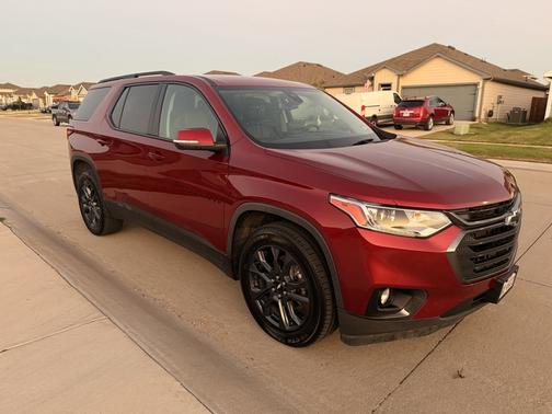 Red 2021 Chevrolet Traverse RS