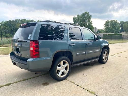 Blue 2008 Chevrolet Tahoe LT